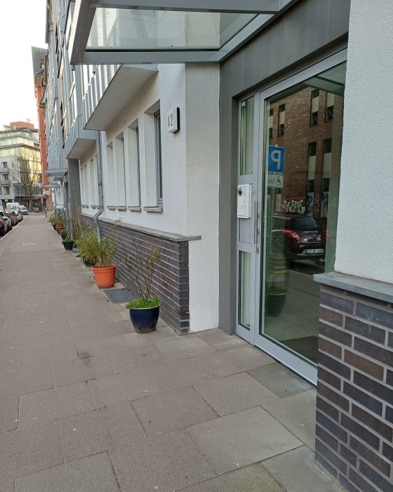 Hausmeister, Außenreinigung, Winterdienst, Schneeschippen, Unkraut entfernen, Altona, Ottensen, Blankenese, Haustechnik